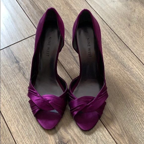 Nine West Purple Satin Pumps - Picture 2 of 5